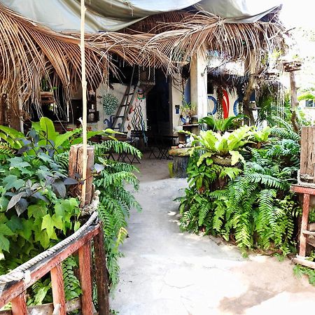 بيت شباب Spicy23 - M' Pai Bay سيهانوكفيل المظهر الخارجي الصورة